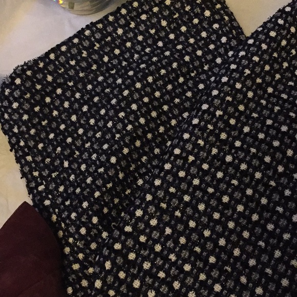 NWT Banana tweed pencil skirt - Picture 6 of 7